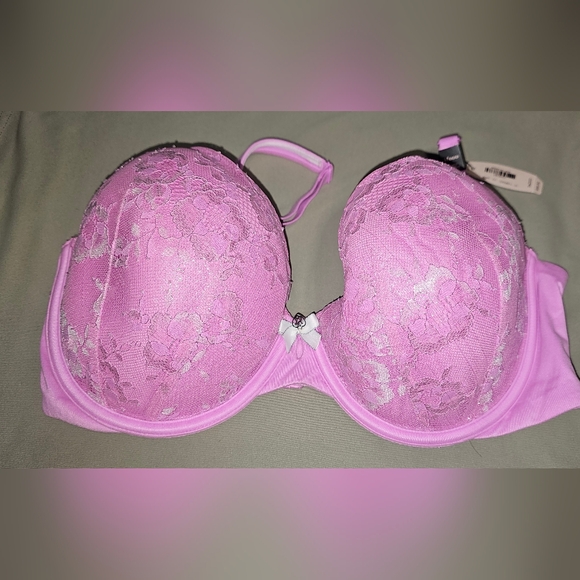 Victorias Secret Bra New With Tags 34DDD Body by Victoria lined perfect coverage - Picture 1 of 4